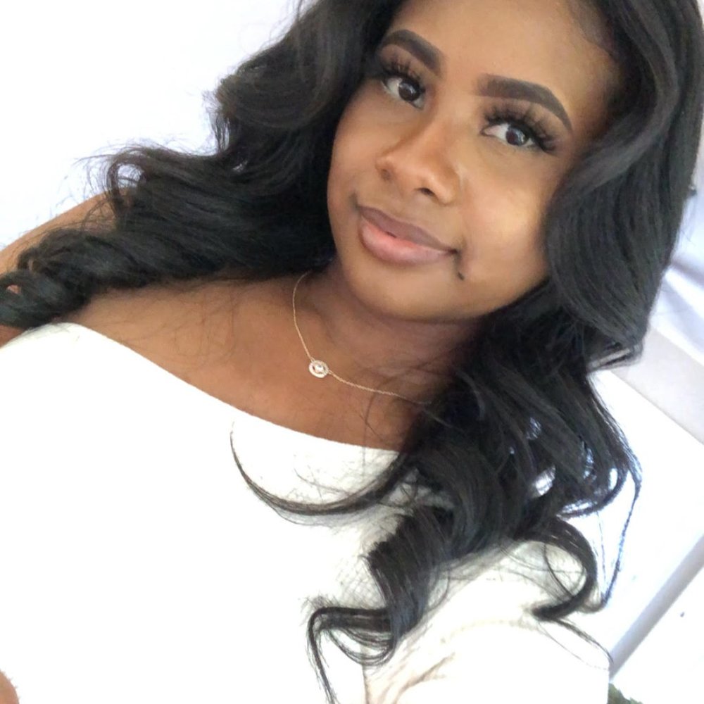 Meet your Posher, Mela